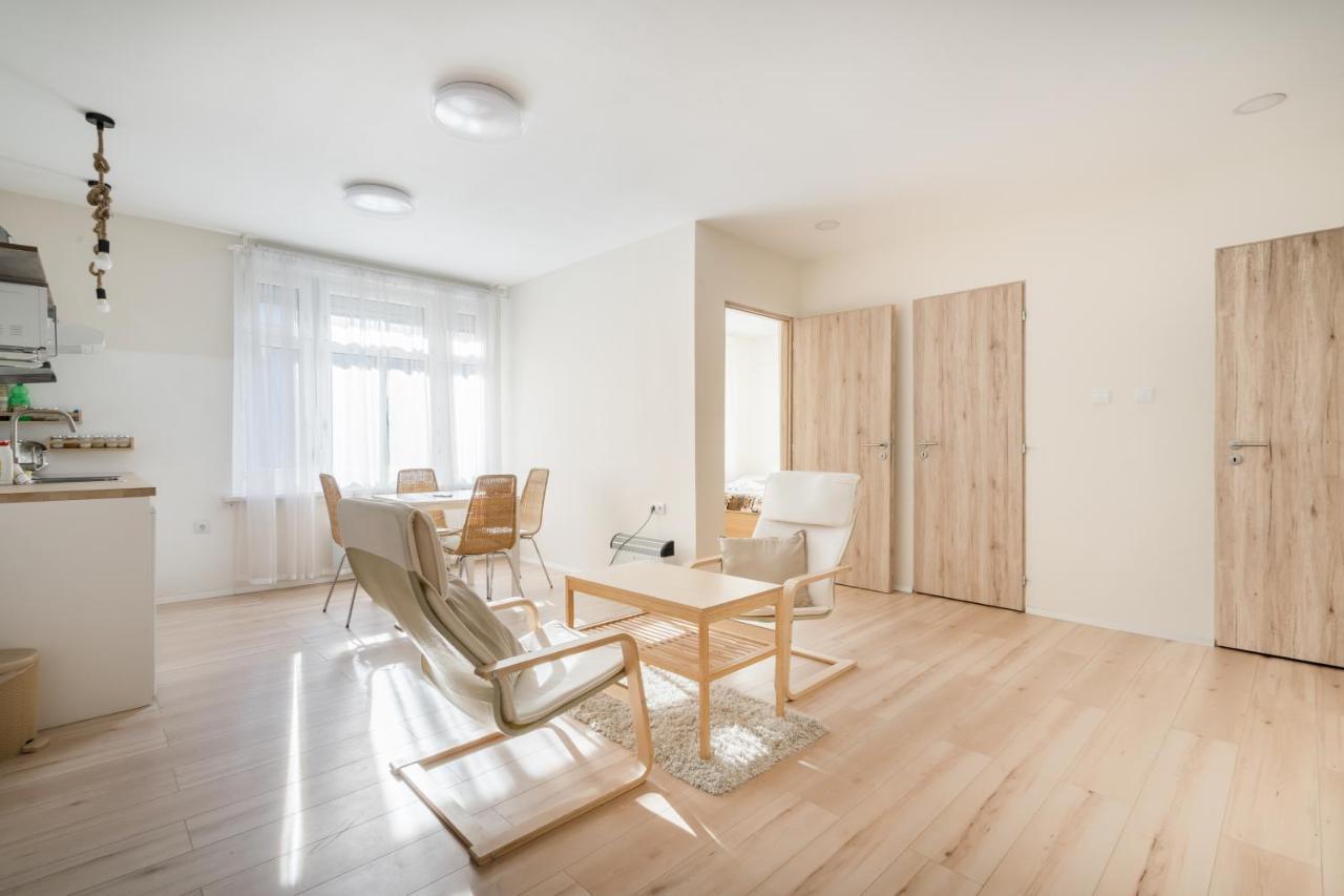 Apartment Bpr Japandi Design With A/c