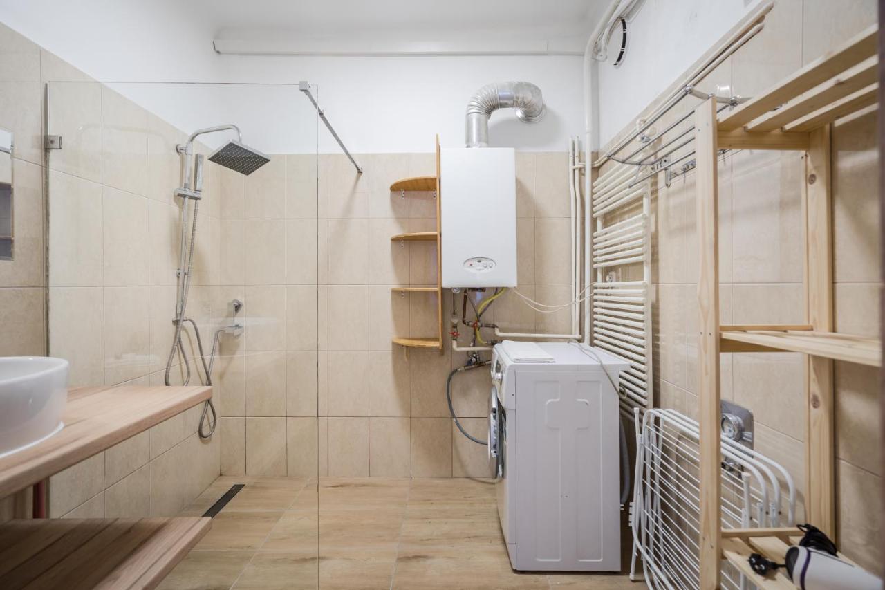 Lejlighed Bpr Japandi Design With A/c Budapest